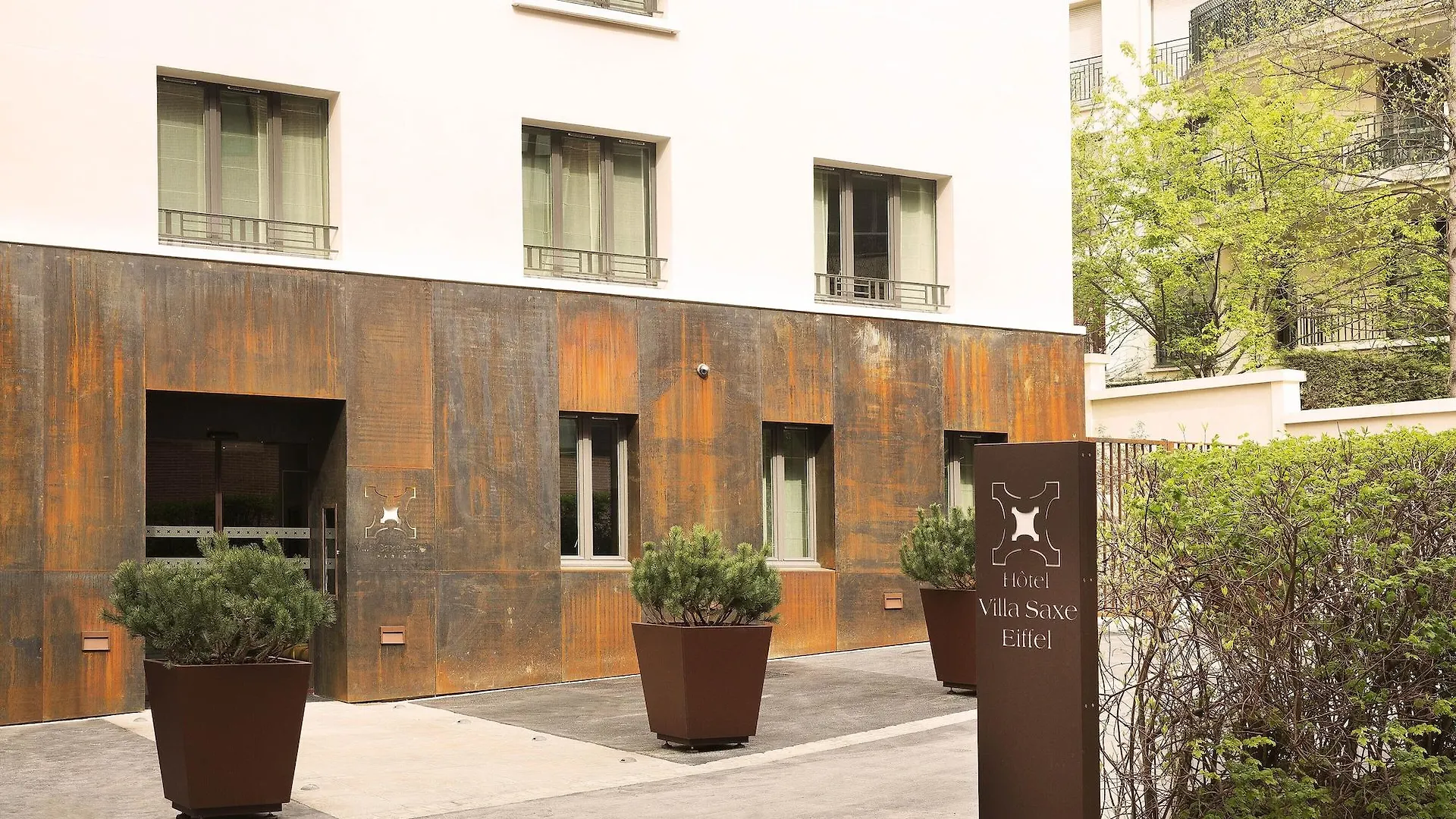****  Hotel Villa Saxe Eiffel Paris France